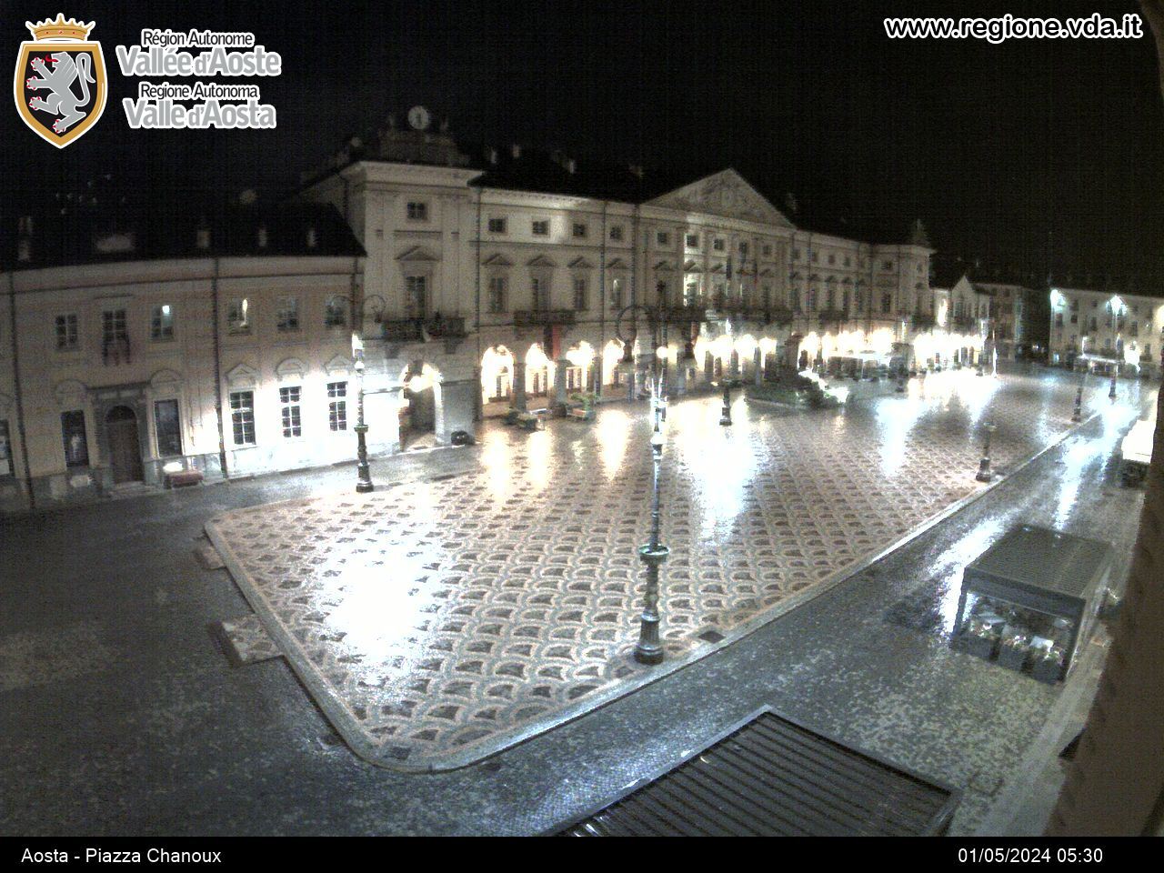 Webcam Aosta, Piazza Chanoux - Regione Valle d´Aosta
