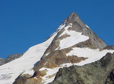Le Mont Dolent, vu de l'est