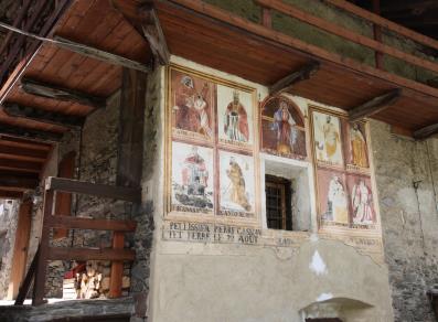 Frescos in Melignon