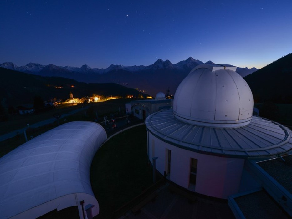 Astronomical bbservatory