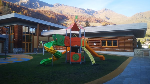 Kinderspielplatz  - Antagnod
