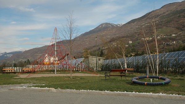 Parc de jeux pour enfants - loc. Champagne