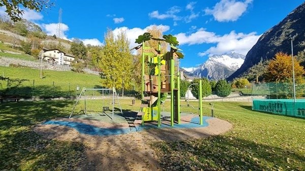 Parco giochi di Roisan presso il centro sportivo
