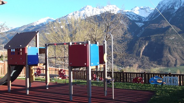 Parc de jeux pour enfants - loc. Payé