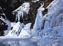 Snowshoe hike to the Lillaz waterfalls