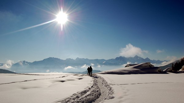 Snowshoe hike to Col Pilaz, and the magical world of snow.