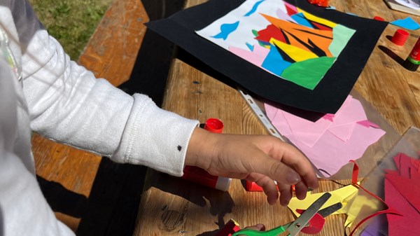 "Albero di carta" con Ester