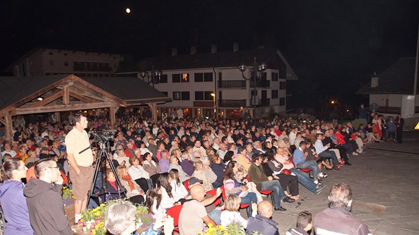 Maura Susanna in concert