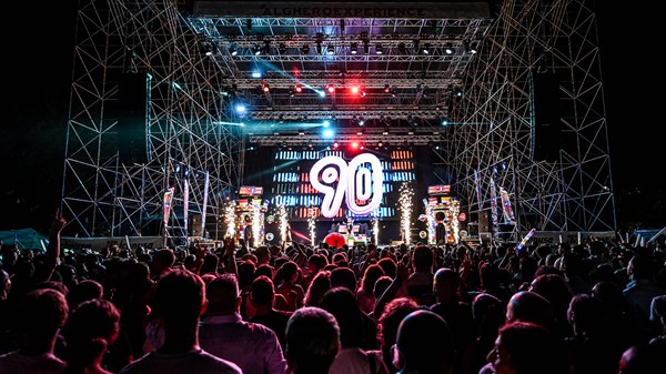Voglio tornare negli anni ’90, una grande festa sotto le stelle