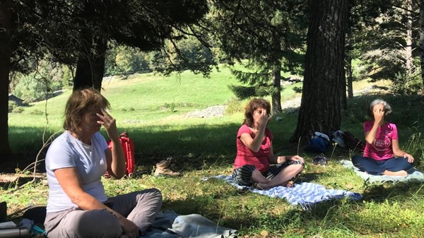 Yoga nel bosco al Col Tzecore