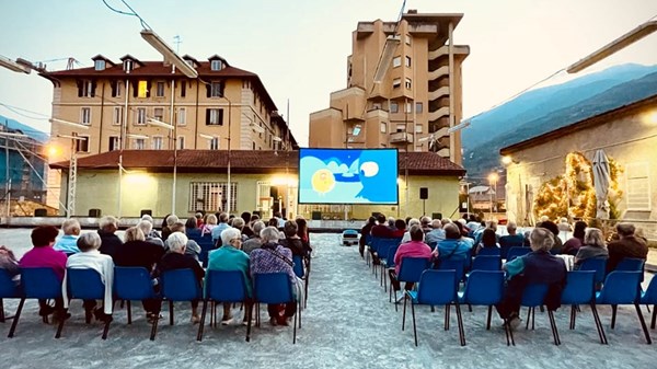 Bocciofilm - Il condominio dei cuori infranti
