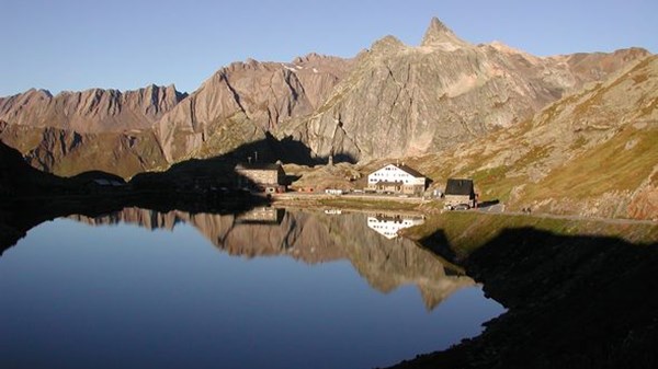Manifestazione di pesca al lago del Gran San Bernardo