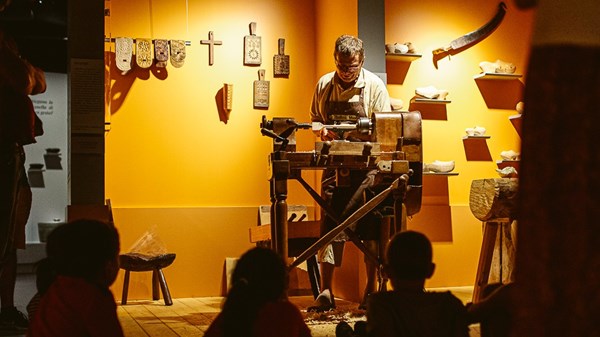 Mani artigiane - Dimostrazioni di lavorazione artigianale al museo