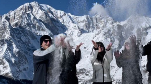 In the presence of his majesty the Mont Blanc