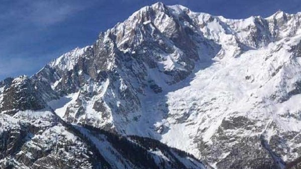 In the presence of his majesty the Mont Blanc