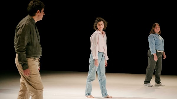 La bellezza condivisa – Arte e teatro per una comunità che accoglie