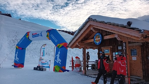 Kinder - Joy of moving