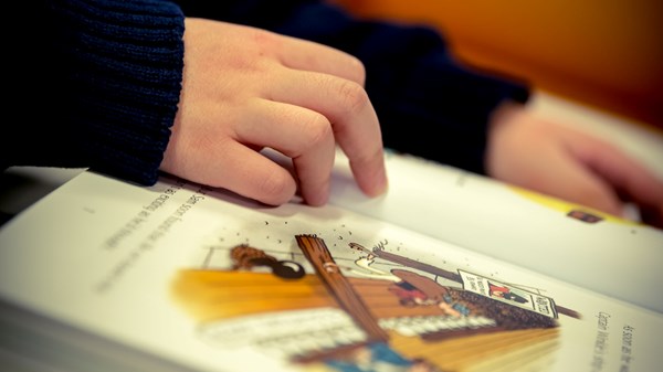 Divertiamoci con le favole e con lo yoga