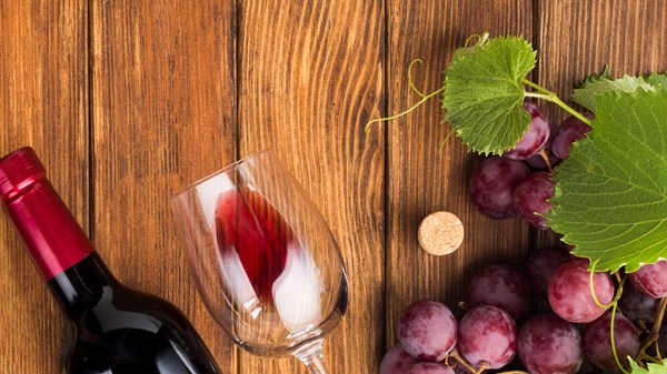 L'Enoturismo - Strumento per la promozione e lo sviluppo del territorio montano 