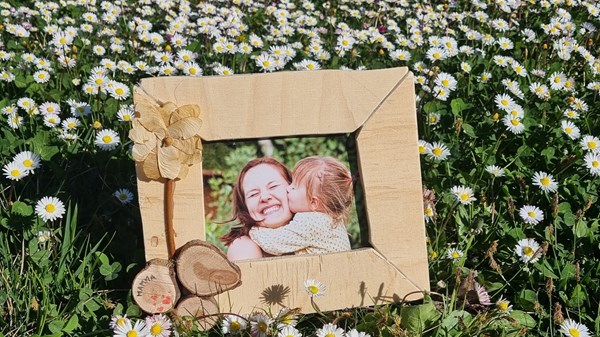 Fatto a mano per la mamma – Atelier di falegnameria didattica per bambini