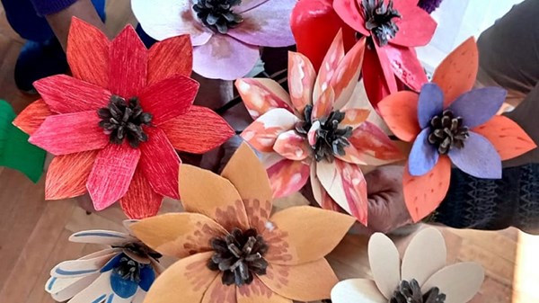 Laboratorio per adulti - Fiori di legno