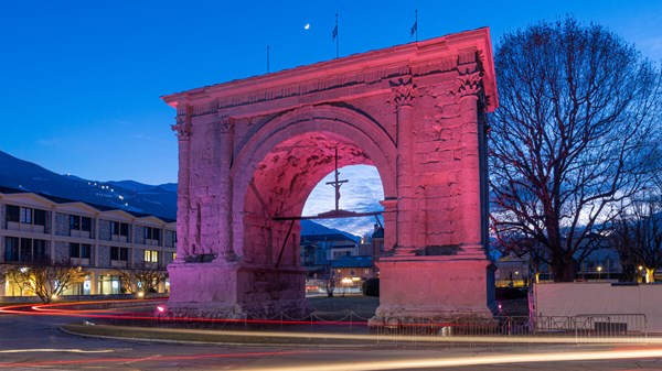 Aoste, cœur en rose