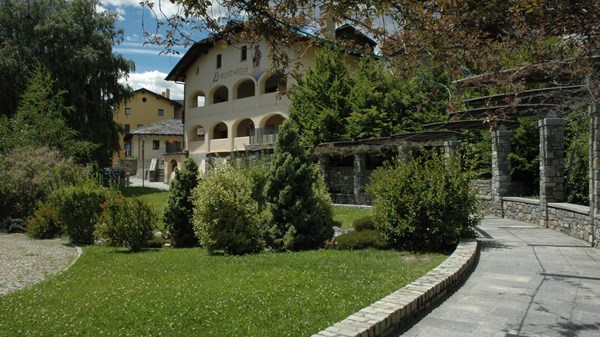 Presentazione del libro "Tous est et n'est rien. I XVII Conti di Challant"