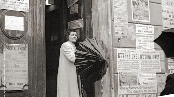Visite guidate alla mostra fotografica "Sur les traces de l'histoire: 80 ans d'engagement politique au féminin"