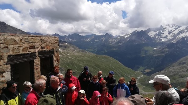 Rencontre du Col du Mont