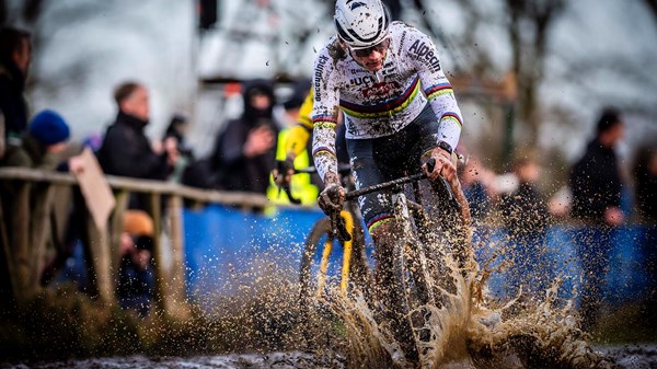 The best of cycling 2023 - Les images les plus belles du cyclisme