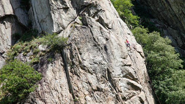 Compagnie des Guides de Arnad- Vallée d'Aoste Alpine guides association