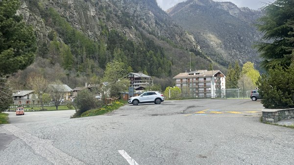 Vue du Cervin parking