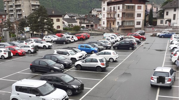 Parking Piazza Cavalieri di Vittoro Veneto