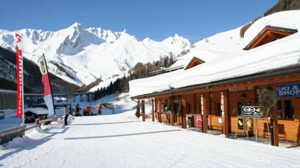 Location "Gal Sport"