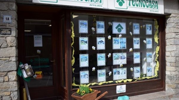 Agenzia Immobiliare Tecnocasa Chatillon - Compravendita Affitti