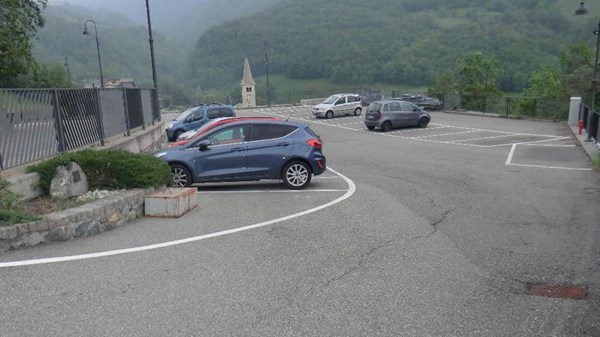Parking Bruno Joly