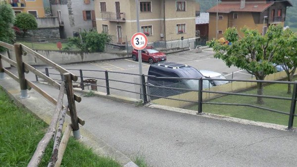 Parking Targnod