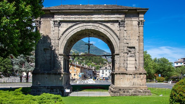 Arco di Augusto