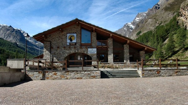 Gran Paradiso National Park visitor centre - "Bentornato Gipeto" 