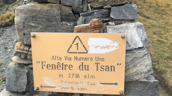 Étirol - Fenêtre de Tsan
