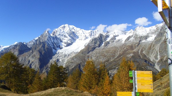 Villair - Bertone Refuge - Bonatti Refuge