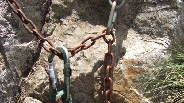 Mont de la Brenva equipped trail