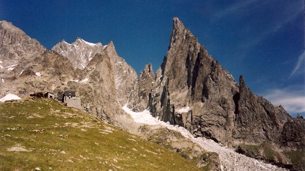Via ferrata towards Rifugio Monzino (Monzino Refuge)