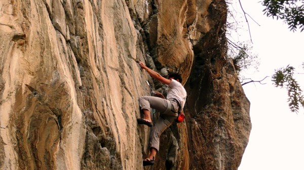 Leverogne rock climbing wall