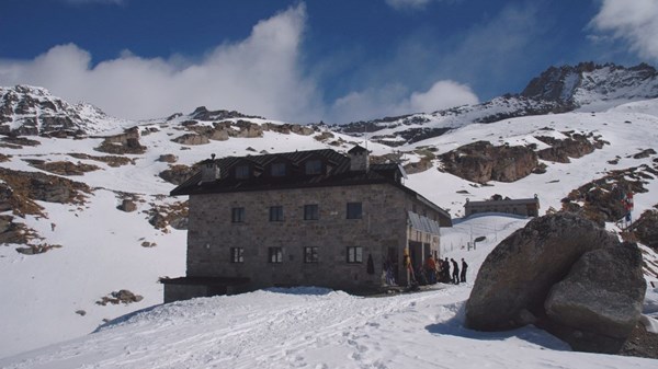In racchette al Rifugio Chabod