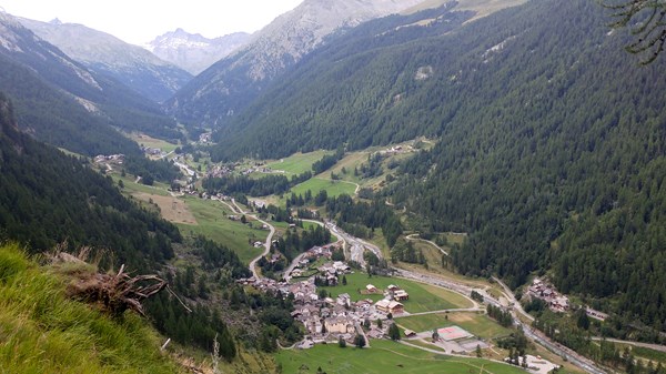 Risalendo il torrente Savara
