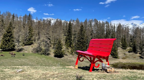 Corgnolaz -  Col La Pilaz and the big bench
