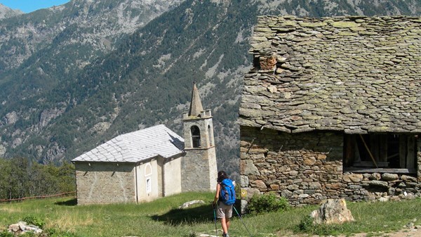 Loop hike in the San Grato valley