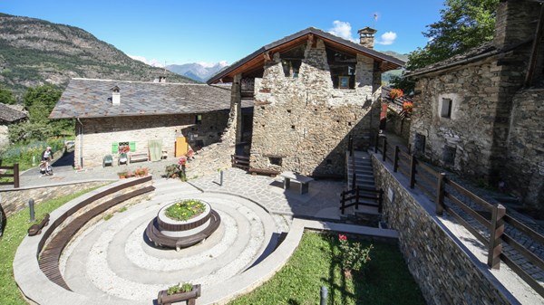 Grand-Haury - Les Combes (Introd)