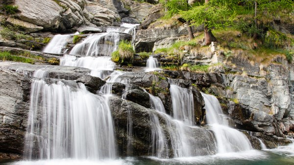Boucle des cascades de Lillaz